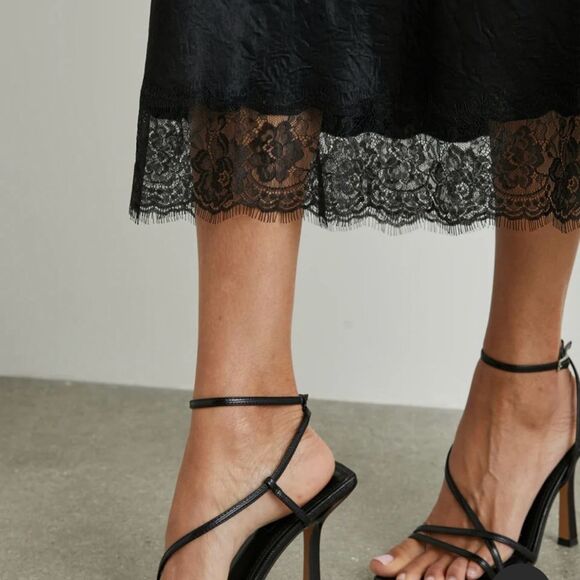 Rails Ebony Skirt NWT XS - Picture 2 of 6